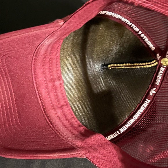 Adidas trucker hat - Picture 3 of 4